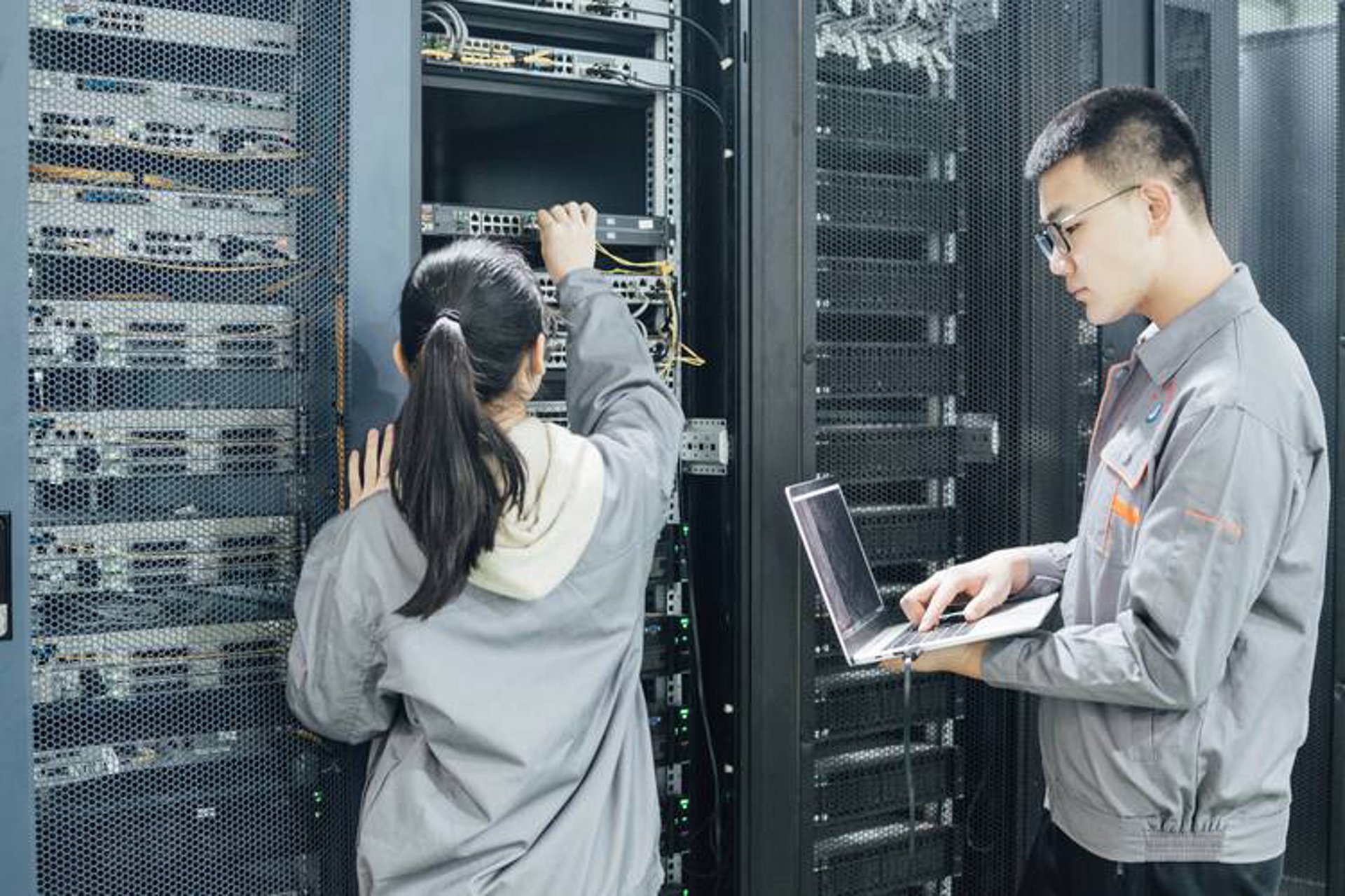魅秦信息技术